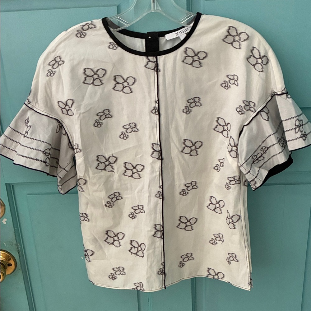 Derek Lam 10 Crosby Floral ruffle sleeve top. Size 0
# 287